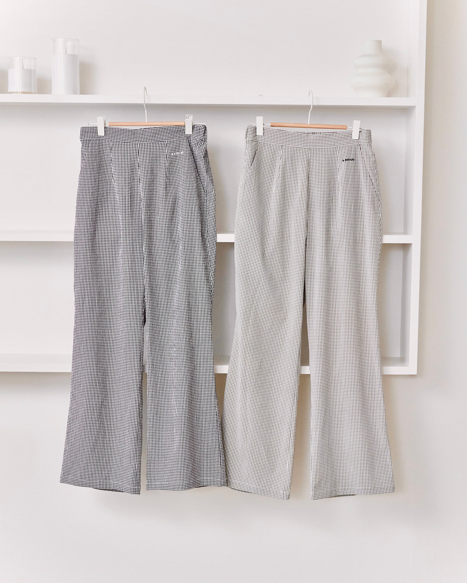 Check flare pants | &emuu official online store – &emuu display picture 1