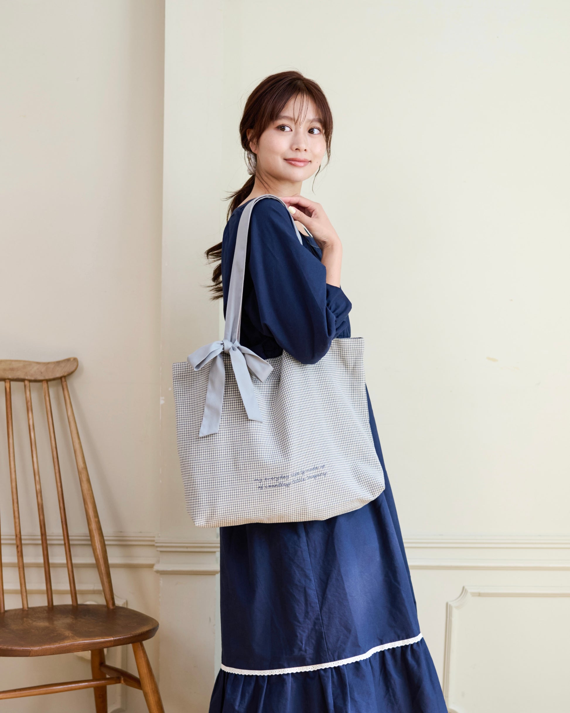 checked fabric wide tote bag〈12月上旬〜12月中旬お届け〉
