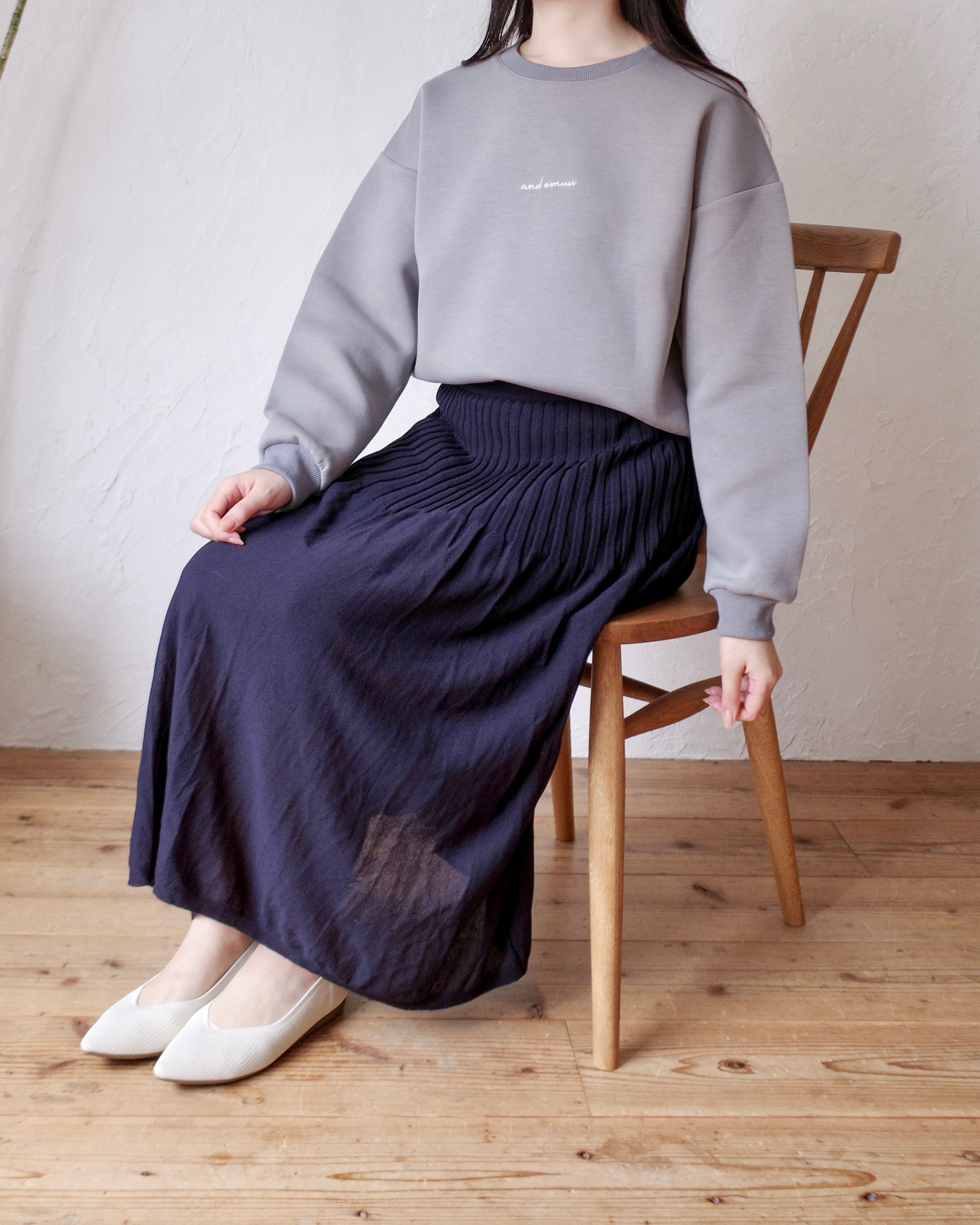 relax fit logo sweatshirt〈12月中旬〜12月下旬お届け〉