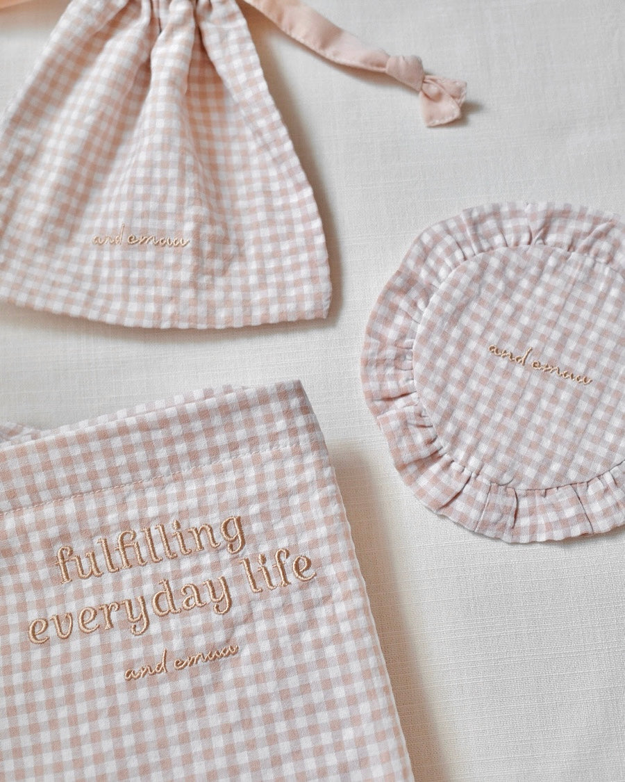 checked fabric pouch〈10月上旬〜10月中旬お届け〉