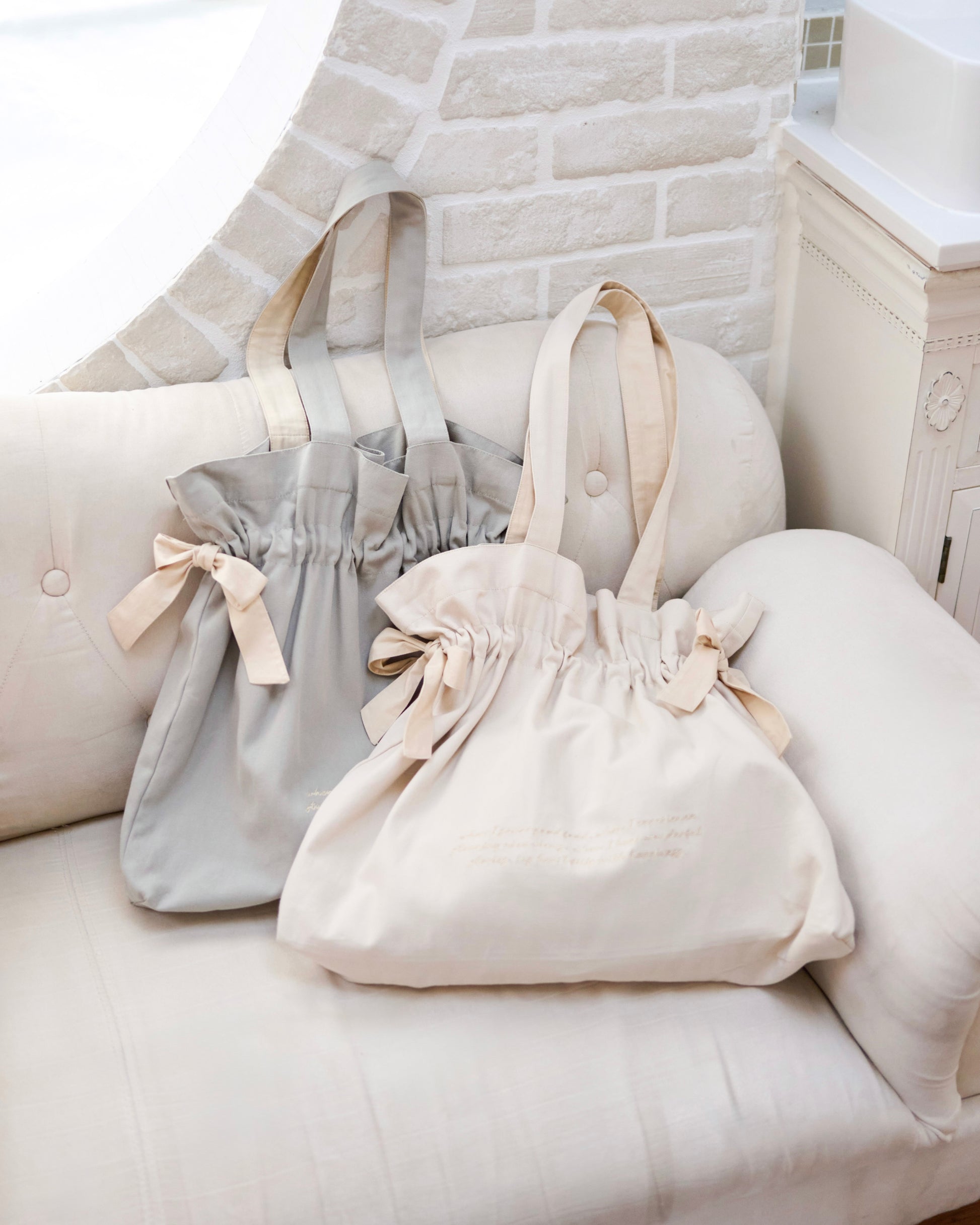 ribbon gather canvas tote bag〈11月中旬〜11月下旬お届け〉