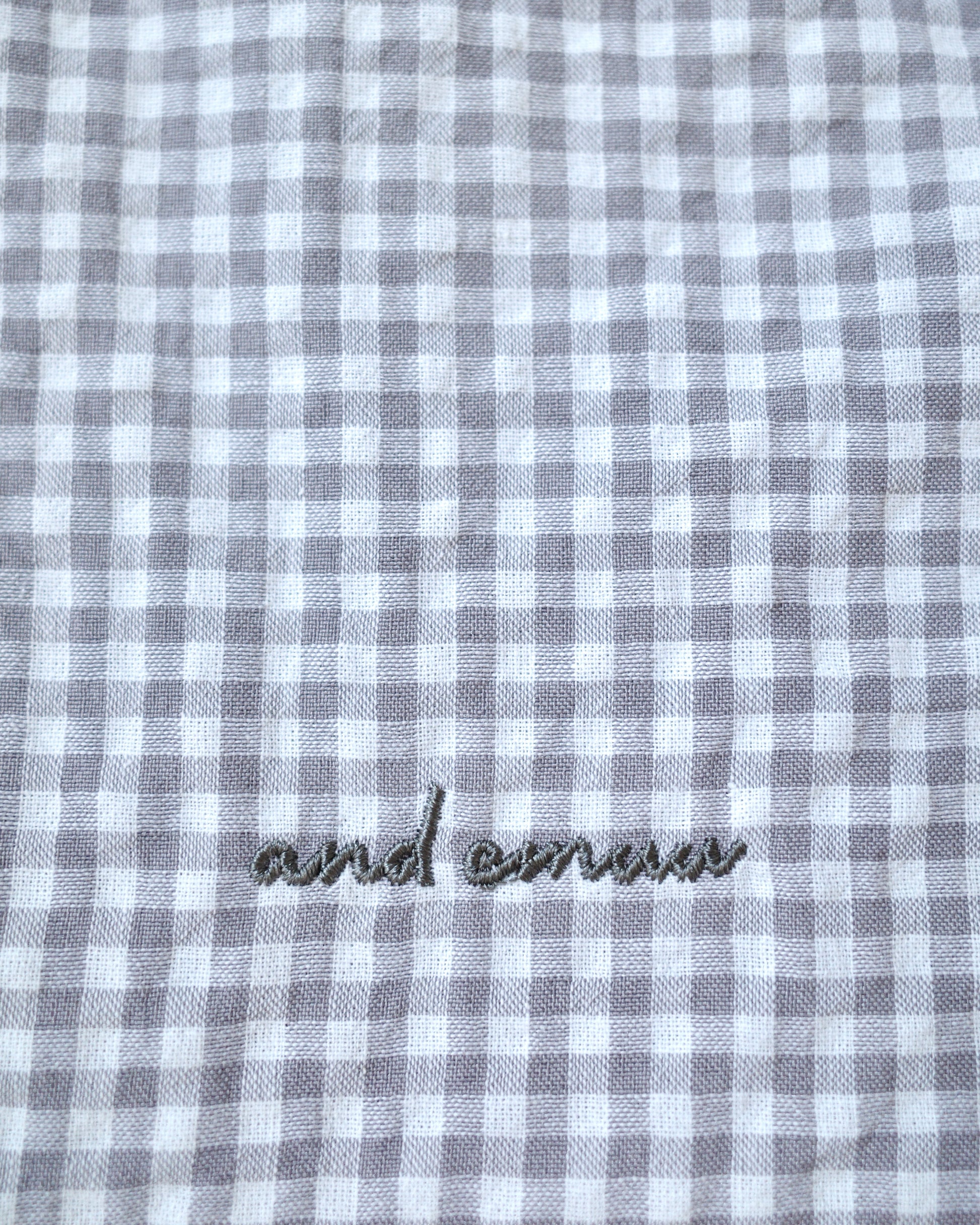 checked fabric pouch〈10月上旬〜10月中旬お届け〉