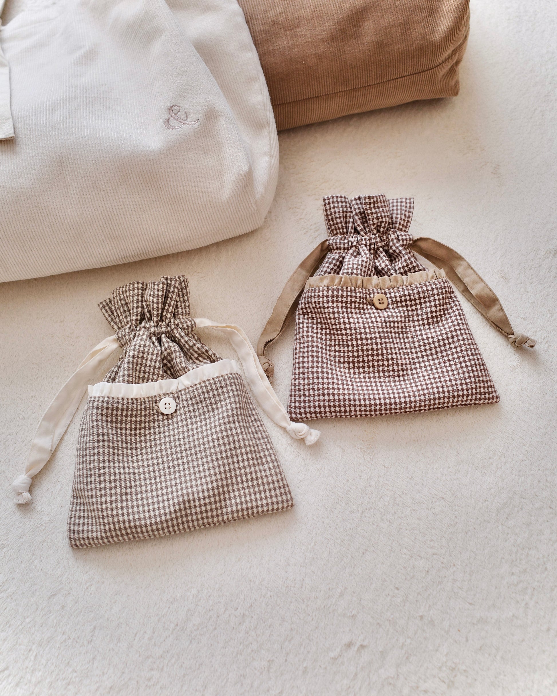 gingham drawstring pouch〈3月下旬〜4月上旬お届け〉