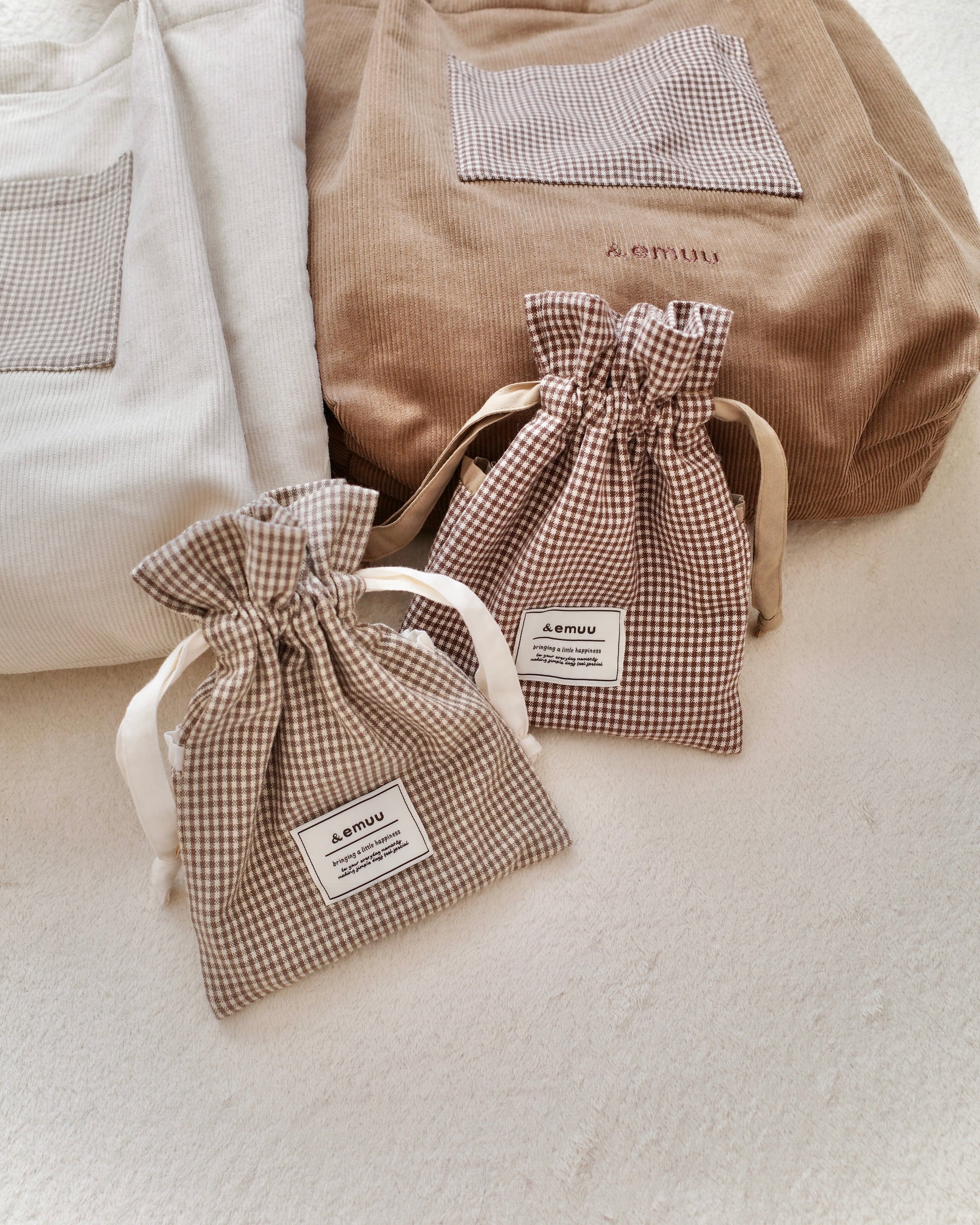 gingham drawstring pouch〈3月下旬〜4月上旬お届け〉